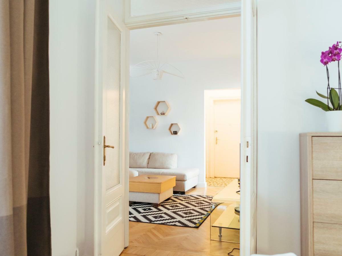 בוקרשט Alba Apartment On Calea Victoriei מראה חיצוני תמונה