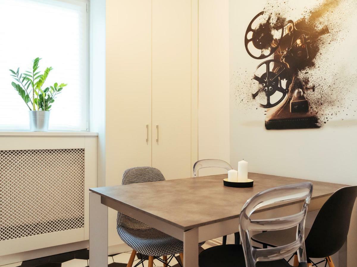 בוקרשט Alba Apartment On Calea Victoriei מראה חיצוני תמונה