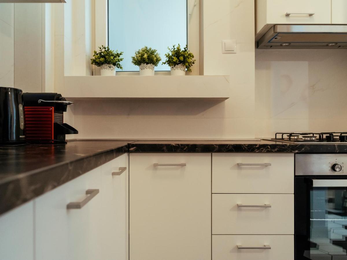 בוקרשט Alba Apartment On Calea Victoriei מראה חיצוני תמונה